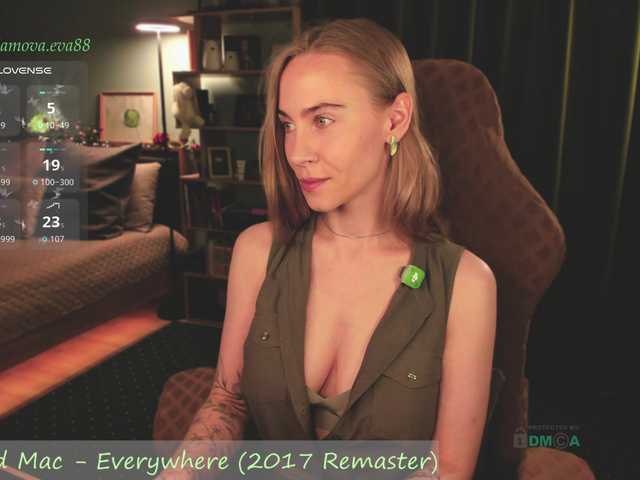 eva-adamova cam belle