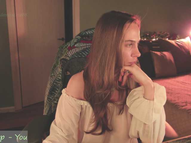 eva-adamova live cam