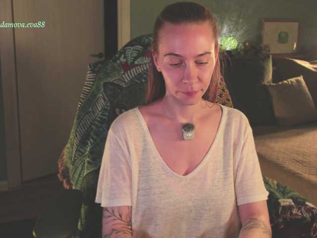 eva-adamova live cam on BongaCams