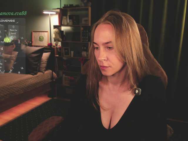 eva-adamova live cam on BongaCams