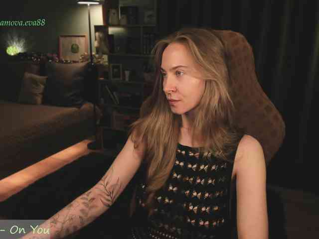 Adamova_Eva webcam