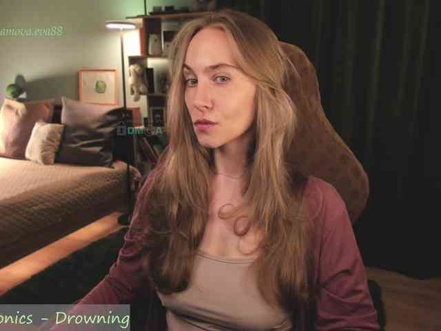 Adamova_Eva webcam