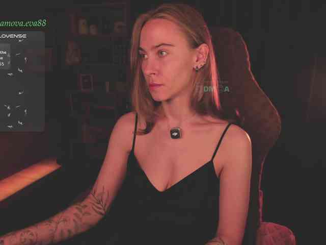 Adamova_Eva webcam