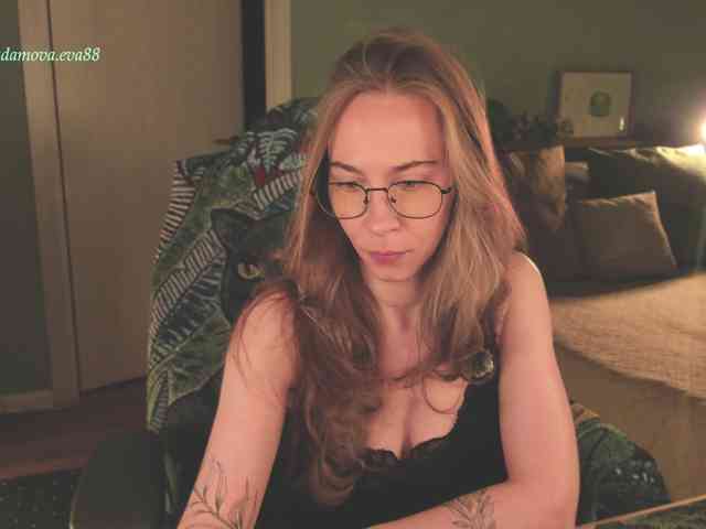 Adamova_Eva webcam