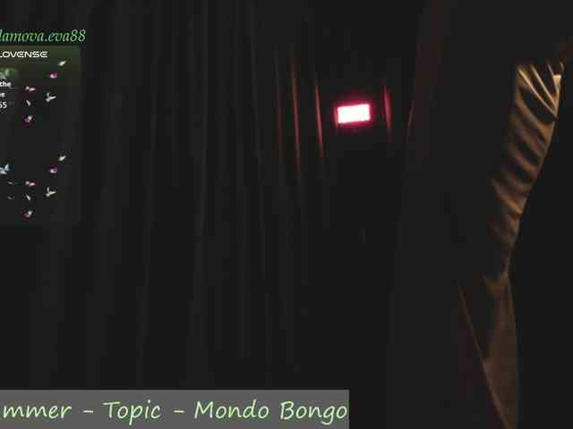 eva-adamova Sex Cam Show