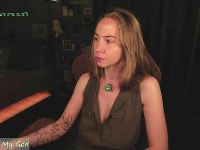 Adamova_Eva webcam