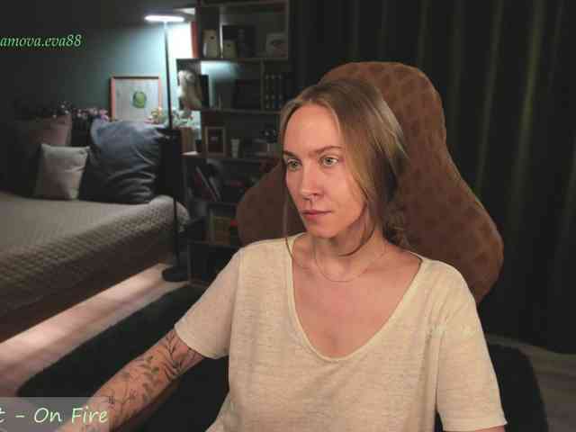 Adamova_Eva webcam