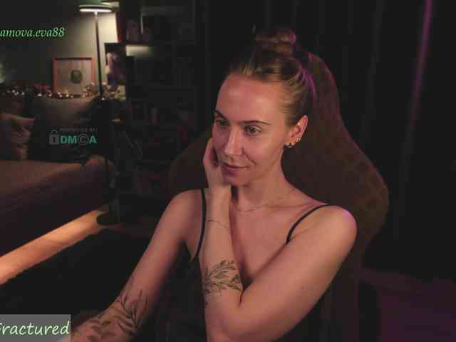 Adamova_Eva webcam