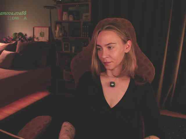 Adamova_Eva webcam
