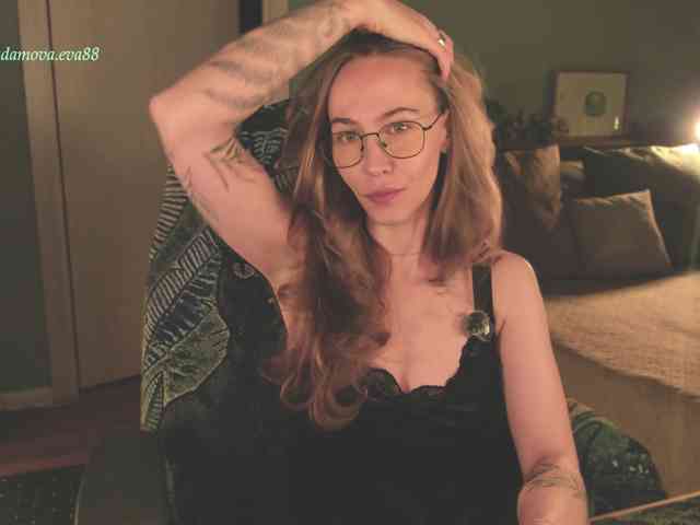 Adamova_Eva webcam