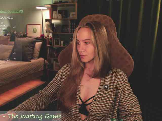 eva-adamova Sex Cam Show
