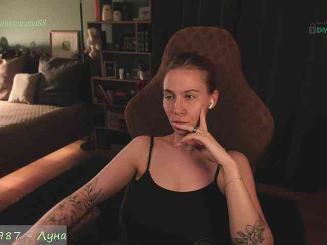 Adamova_Eva webcam