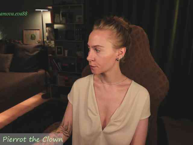 Adamova_Eva webcam