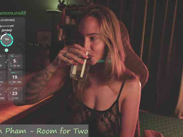 Adamova_Eva webcam