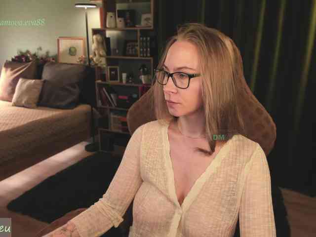 Adamova_Eva webcam