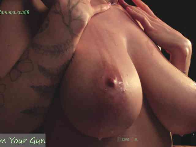 Adamova_Eva webcam