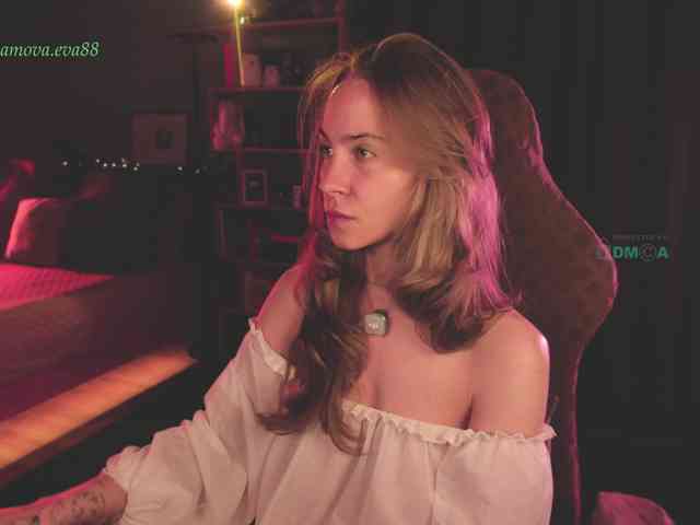 Adamova_Eva webcam