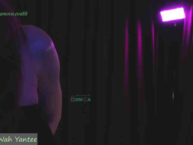 Adamova_Eva webcam