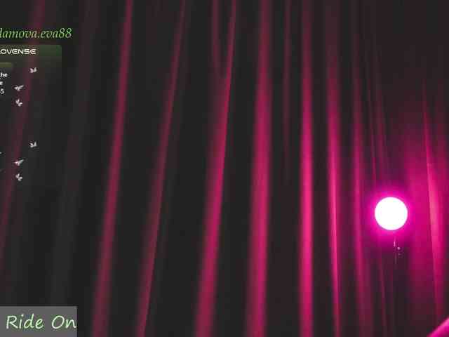 Adamova_Eva webcam