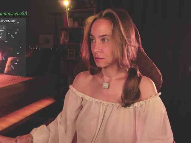 Adamova_Eva webcam