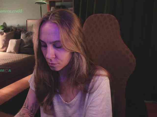 Adamova_Eva webcam