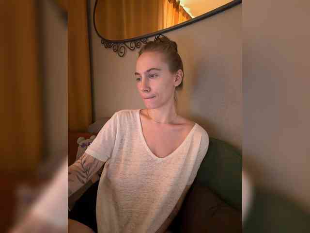 Adamova_Eva webcam