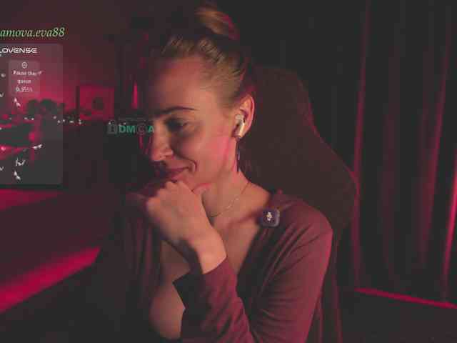 Adamova_Eva webcam