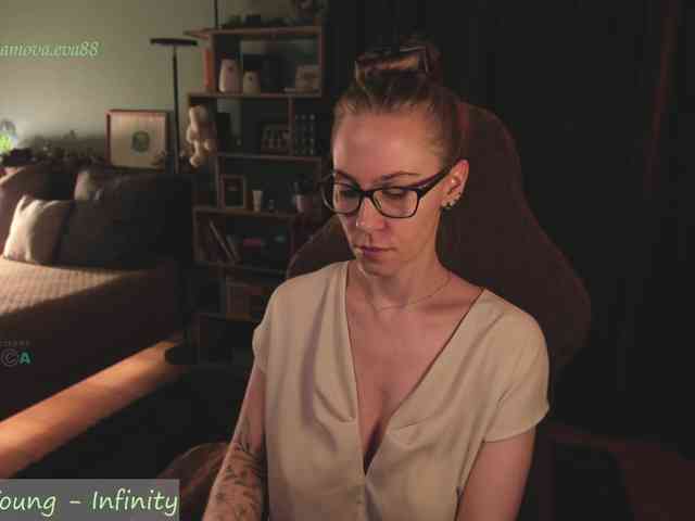 Adamova_Eva webcam