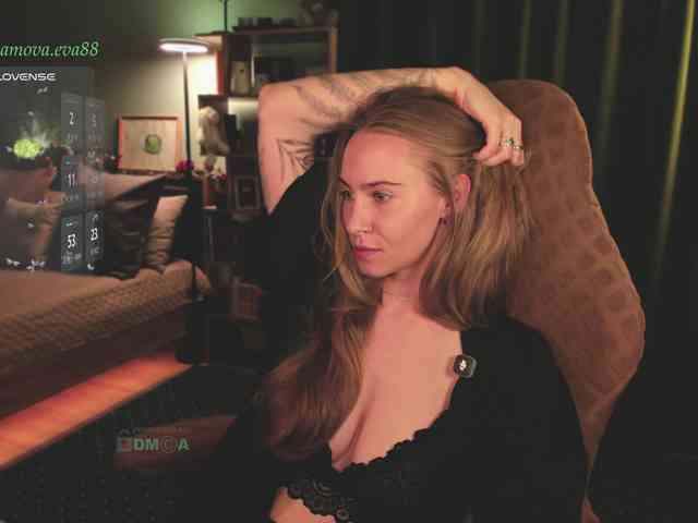 eva-adamova Sex Cam Show