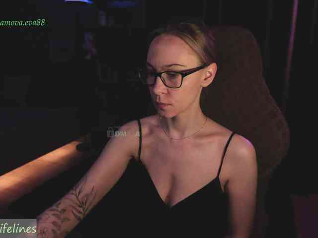 Adamova_Eva webcam