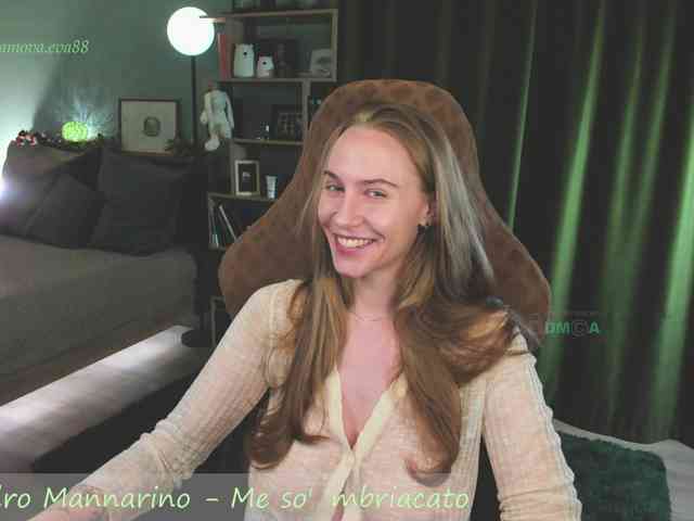Adamova_Eva webcam