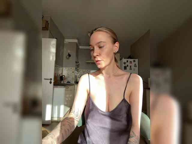 Adamova_Eva webcam