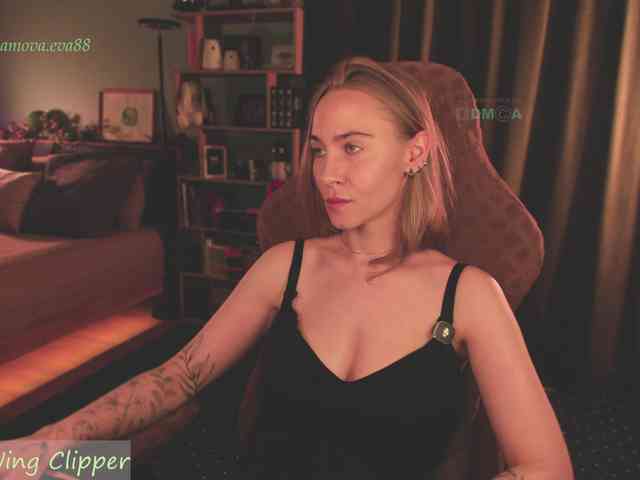 Adamova_Eva webcam