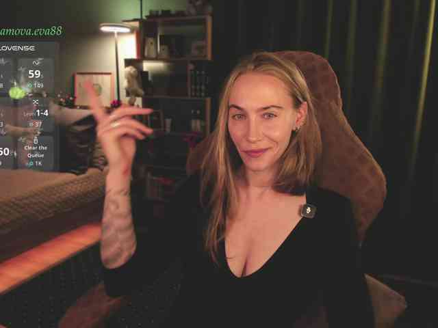 eva-adamova Sex Cam Show