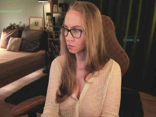 Adamova_Eva webcam