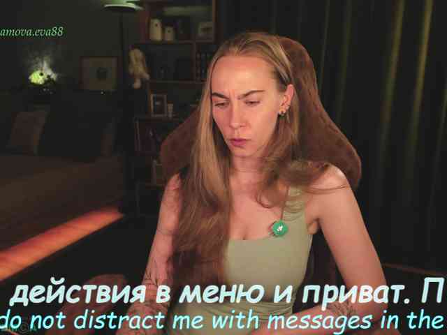 eva-adamova Sex Cam Show