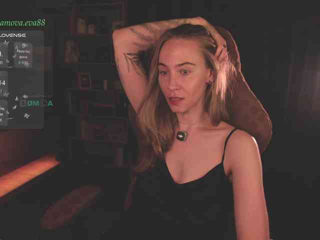 Adamova_Eva webcam
