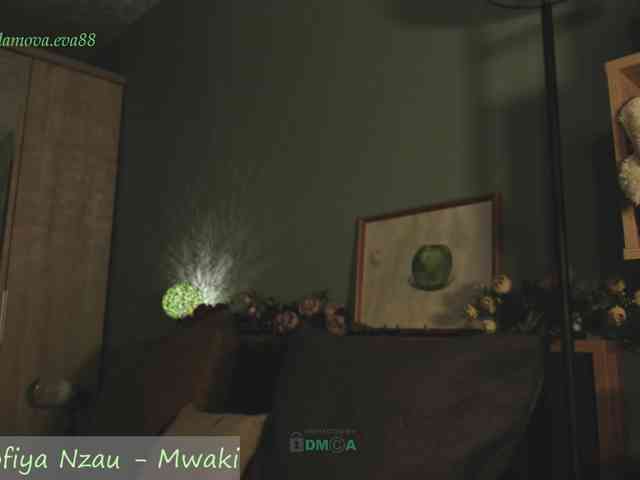 Adamova_Eva webcam