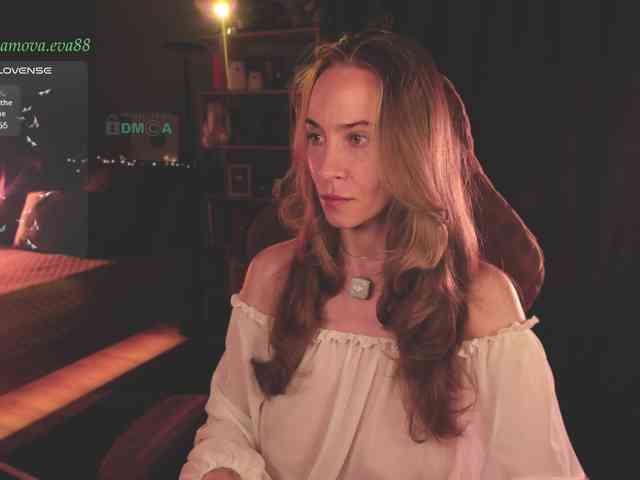 Adamova_Eva webcam