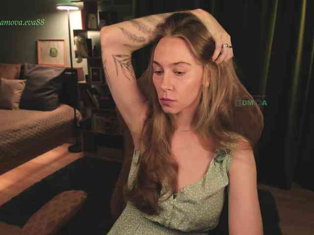 Adamova_Eva webcam