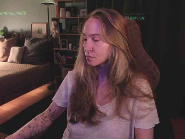 Adamova_Eva webcam