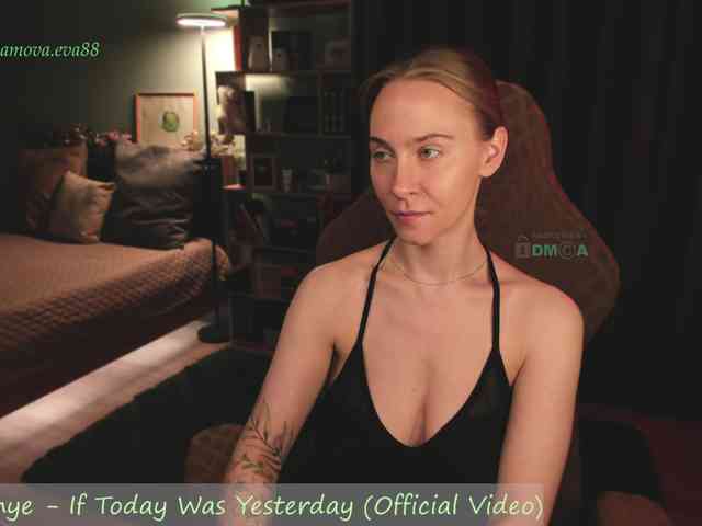 Adamova_Eva webcam