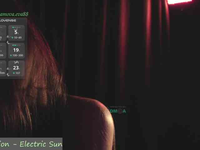 eva-adamova Sex Cam Show