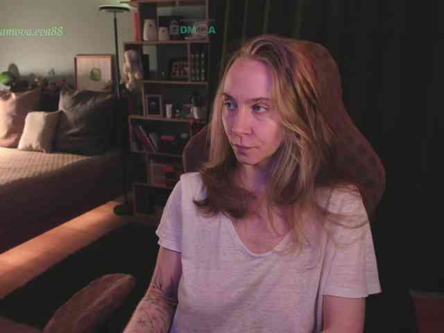 Adamova_Eva webcam
