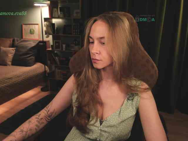 Adamova_Eva webcam