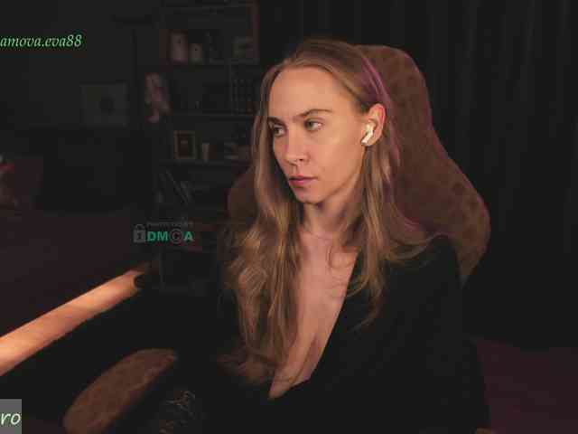 Adamova_Eva webcam