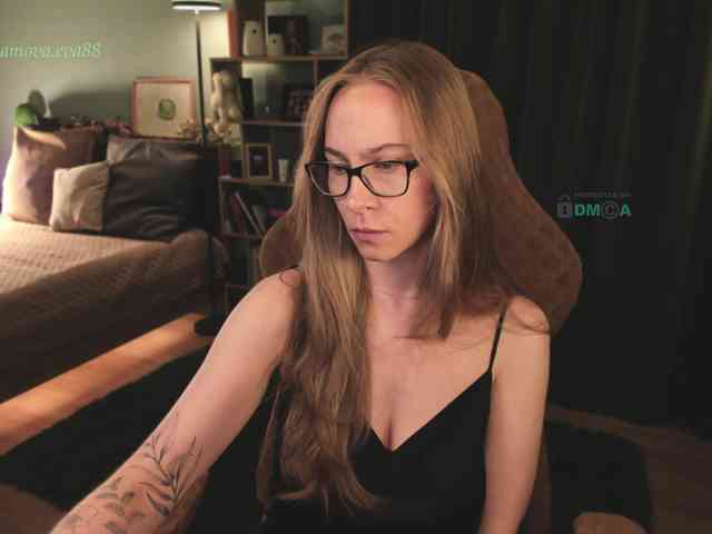 Adamova_Eva webcam