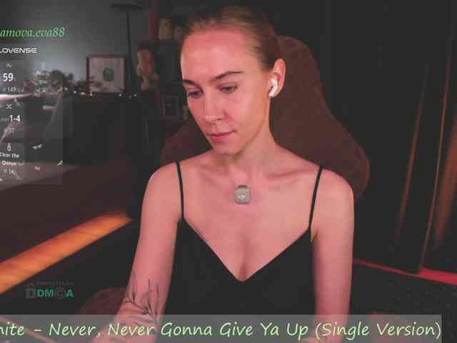 Adamova_Eva webcam