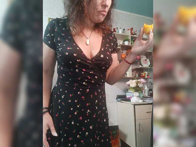 ElenaDroseraa live cam on BongaCams