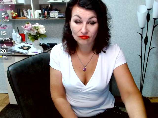 Ellie_